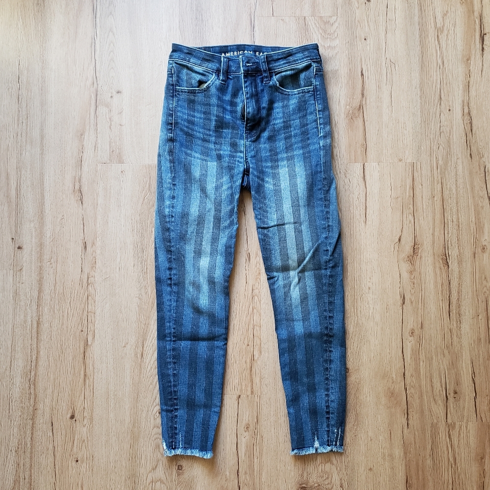 American Eagle Super Hi-Rise Jegging Crop